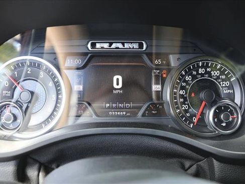 Used 2020 RAM 1500 Laramie AWD/4WD image 13