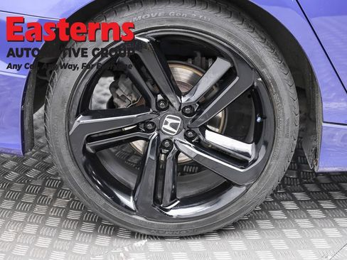 Used 2018 Honda Accord Sport image 25