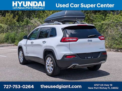 Used 2015 Jeep Cherokee Limited w/ Luxury Group FWD image 3