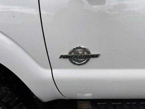 Used 2016 Ford F250 XLT AWD/4WD image 5