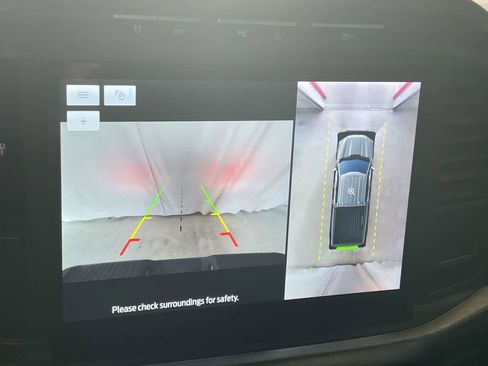 Used 2022 Ford F150 Lariat w/ Max Trailer Tow Package image 17