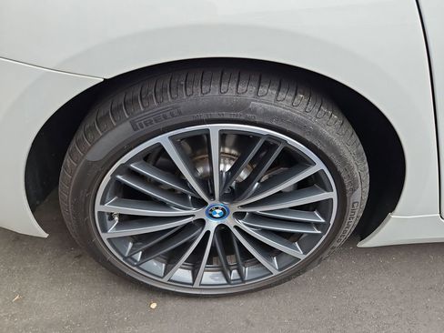 Used 2023 BMW 530e RWD image 7