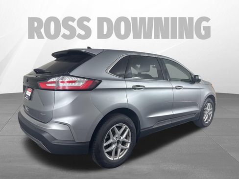 Used 2024 Ford Edge SEL image 4
