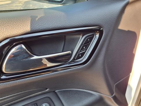 Certified 2024 Dodge Durango GT image 7