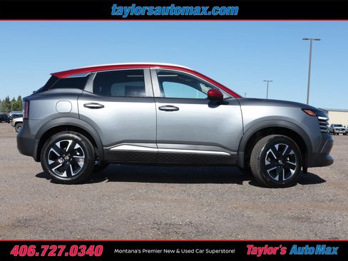 New 2026 Nissan Kicks SV w/ SV Premium Package AWD/4WD image 3