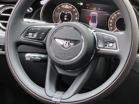 Used 2026 Bentley Flying Spur Plug-In Hybrid AWD/4WD image 27