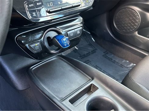 Used 2022 Toyota Prius L Eco image 28