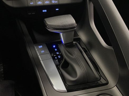 New 2026 Hyundai Elantra SE FWD image 18