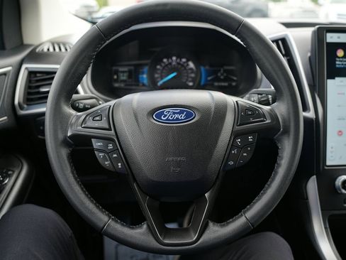 Used 2022 Ford Edge SEL w/ Convenience Package AWD/4WD image 11