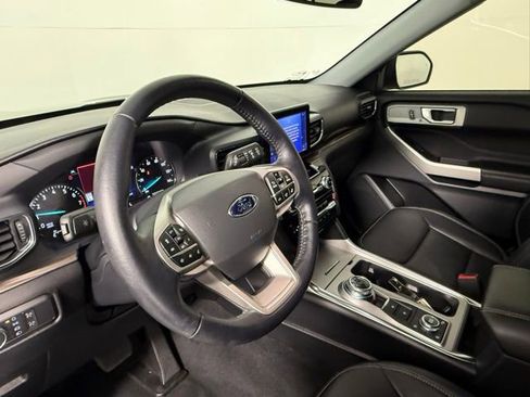 Used 2021 Ford Explorer Limited w/ Equipment Group 301A image 59