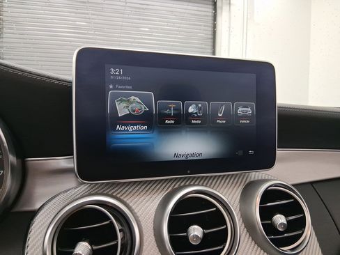 Used 2018 Mercedes-Benz C 63 AMG Cabriolet image 23