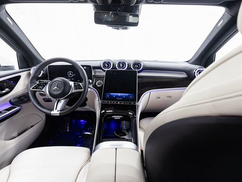 Used 2026 Mercedes-Benz GLC 350e 4MATIC image 26