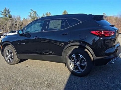 New 2025 Chevrolet Blazer LT w/ Convenience Package image 6