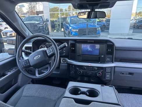 Used 2025 Ford F250 XLT image 7