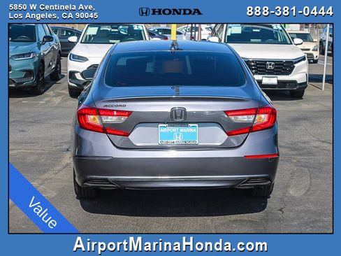 Used 2018 Honda Accord LX image 12