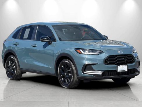 Used 2025 Honda HR-V Sport image 9