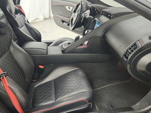 Used 2017 Jaguar F-TYPE SVR AWD/4WD image 22