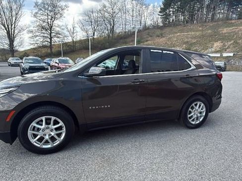 Used 2023 Chevrolet Equinox LT image 7