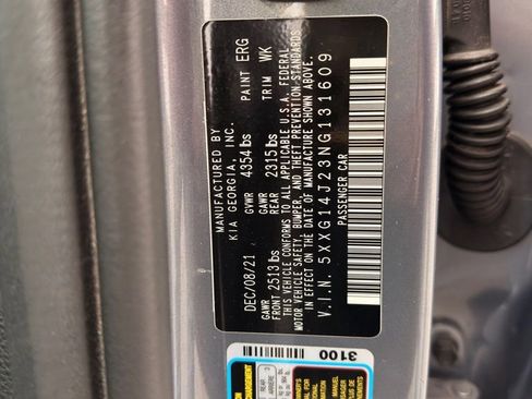 Used 2022 Kia K5 LXS image 37