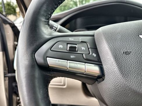 Used 2023 Cadillac XT4 Premium Luxury w/ Enhanced Visibility Package FWD image 31