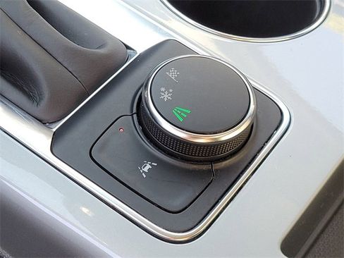 Used 2023 Chevrolet Blazer LT image 27