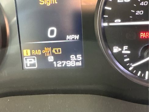 Certified 2024 Subaru Ascent Premium w/ Convenience Package image 10