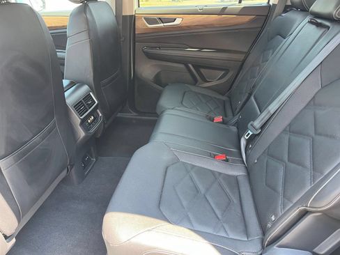 Used 2026 Volkswagen Atlas SE AWD/4WD image 28