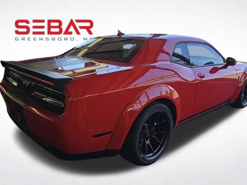Used 2022 Dodge Challenger SRT Hellcat RWD image 6