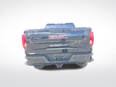 Used 2021 GMC Sierra 1500 AT4 w/ AT4 Value Package AWD/4WD image 6