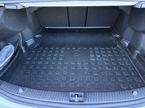 Used 2021 Mercedes-Benz C 300 Sedan image 8