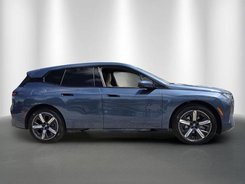 New 2026 BMW iX xDrive45 w/ Climate Comfort Package AWD/4WD image 8