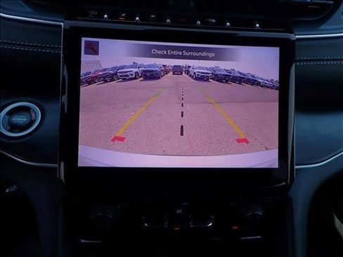 New 2025 Jeep Grand Cherokee L Limited image 19