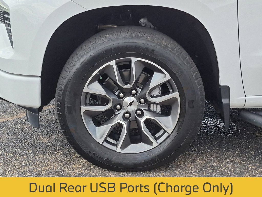 Used 2024 Chevrolet Silverado 1500 RST AWD/4WD image 11