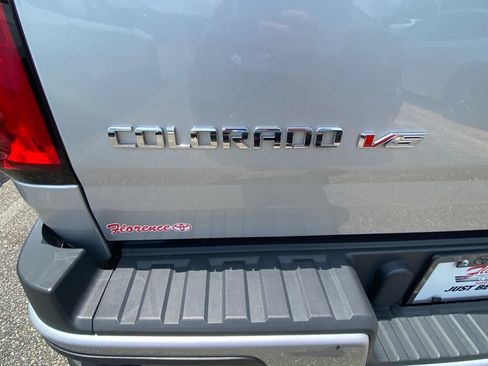 Used 2019 Chevrolet Colorado LT RWD image 12