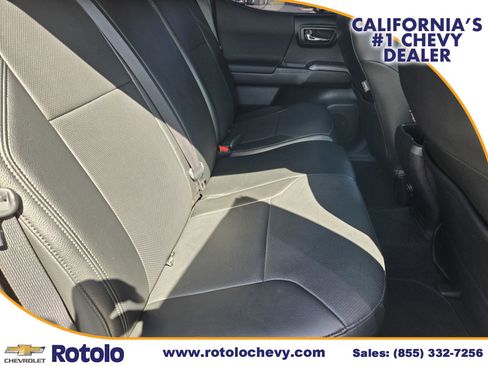 Used 2017 Toyota Tacoma TRD Sport RWD image 13