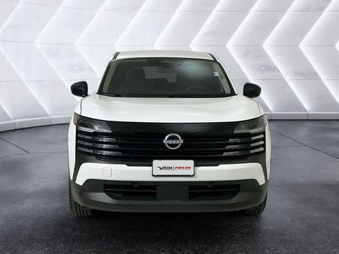 Used 2025 Nissan Kicks S FWD image 2