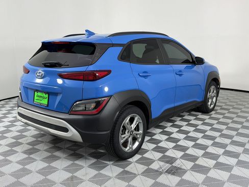 Used 2022 Hyundai Kona SEL w/ Convenience Package FWD image 9