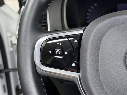 Used 2025 Volvo XC90 B6 Ultra AWD/4WD image 31