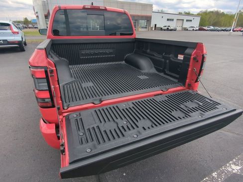 Used 2026 Nissan Frontier PRO-4X AWD/4WD image 24