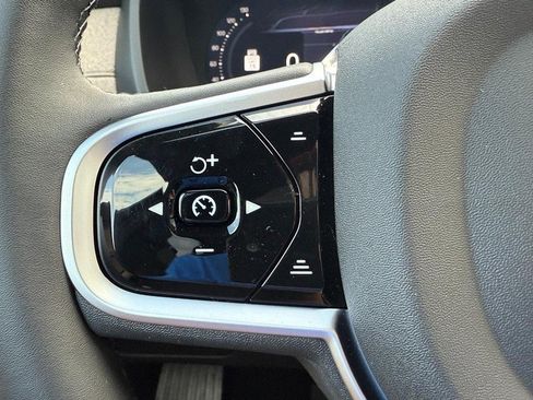 New 2026 Volvo XC90 B5 Plus image 13