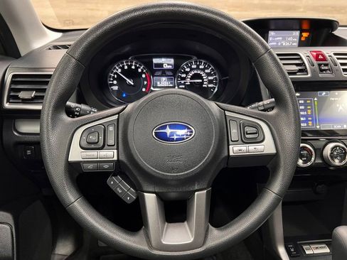 Used 2018 Subaru Forester 2.5i Premium image 23
