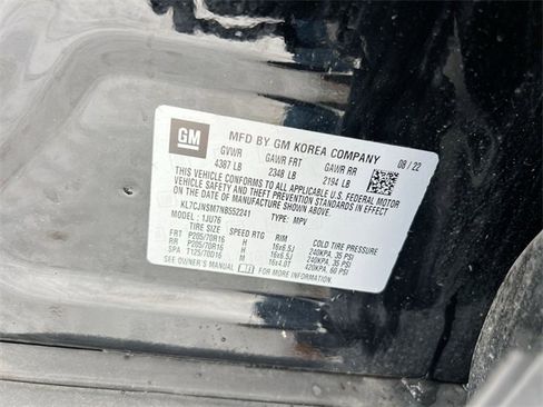 Used 2022 Chevrolet Trax LS w/ Tint and Cruise Package image 32