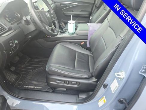 Used 2024 Honda Passport EX-L image 11