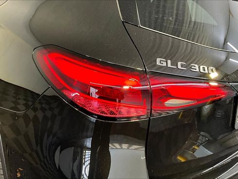 New 2026 Mercedes-Benz GLC 300 4MATIC image 5
