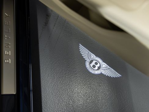 New 2026 Bentley Flying Spur Plug-In Hybrid AWD/4WD image 25