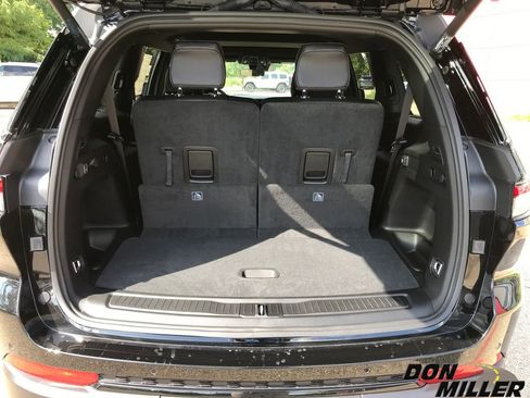 New 2025 Jeep Grand Cherokee L Altitude image 27