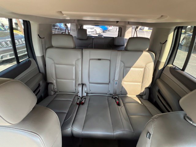 Used 2015 GMC Yukon XL SLT w/ Open Road Package AWD/4WD image 21