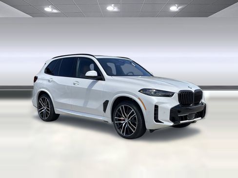 Used 2026 BMW X5 sDrive40i w/ M Sport Package image 7