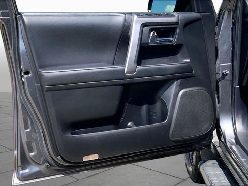 Used 2021 Toyota 4Runner SR5 RWD image 21
