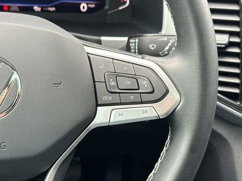 Used 2023 Volkswagen Atlas SE image 30